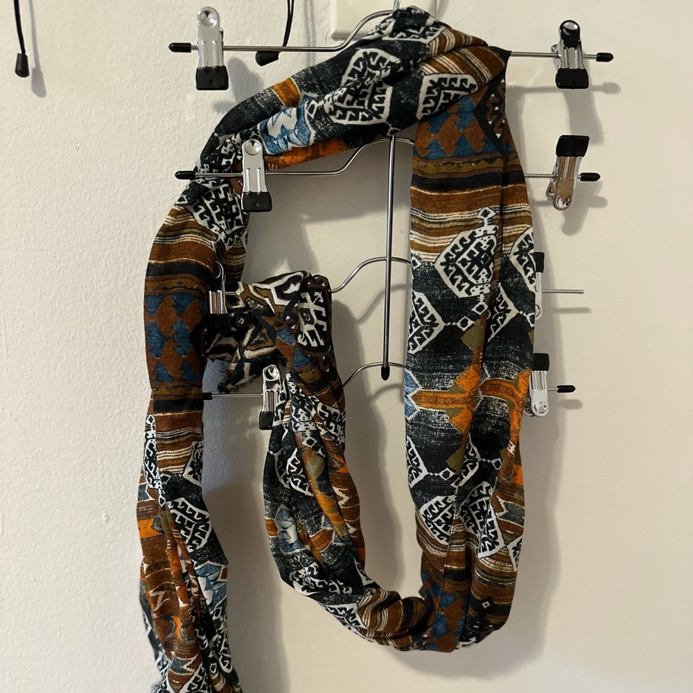 Bohemian Geometric Infinity Scarf